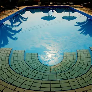 Otel Kelyfos